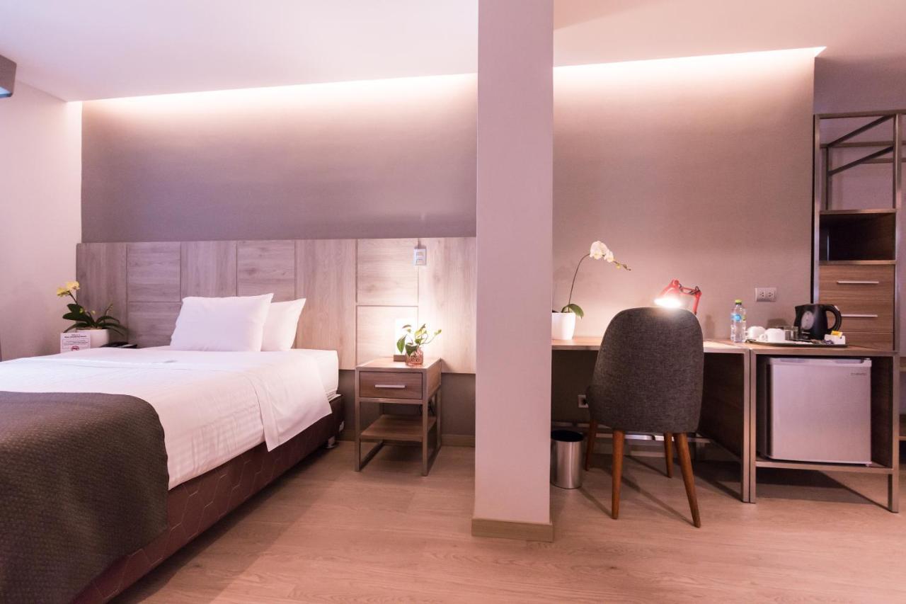 Surya Lima Hotell Eksteriør bilde