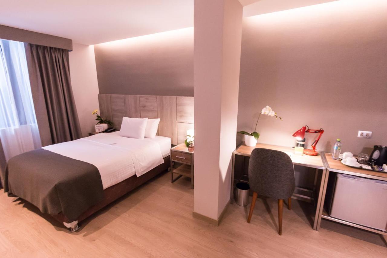 Surya Lima Hotell Eksteriør bilde